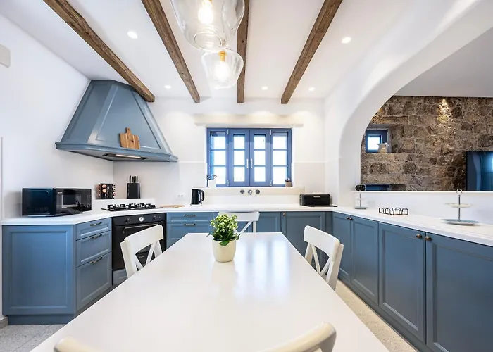 Majestic Private Pool Kámpos