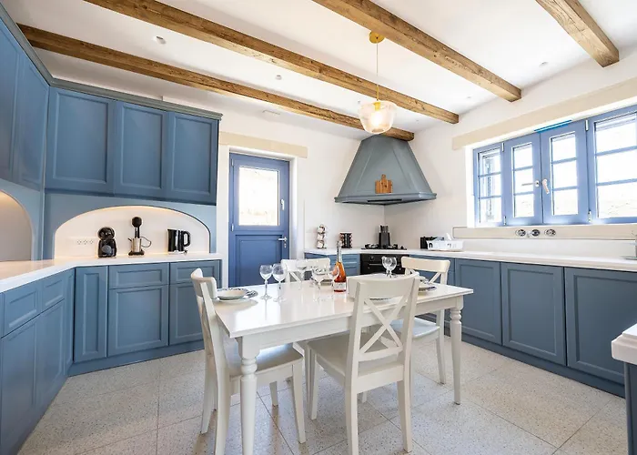 Majestic Private Pool *