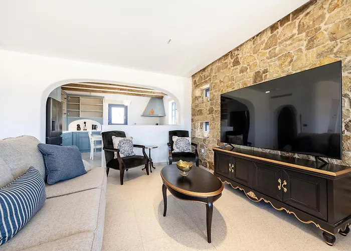 Majestic Private Pool Villa