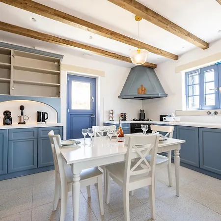 Majestic Private Pool Kámpos